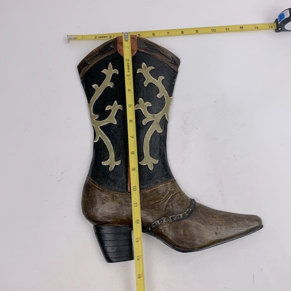 Cowboy Boot Western Resin Wall Hanging Brown Tan Hook in back - Picture 9 of 10